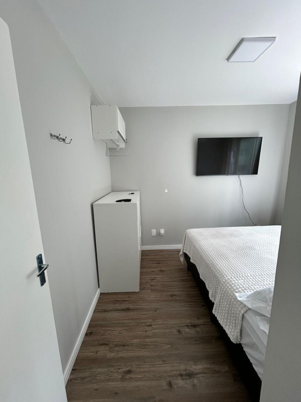 Apartamento Apto Quadra Mar - Recem Reformado *